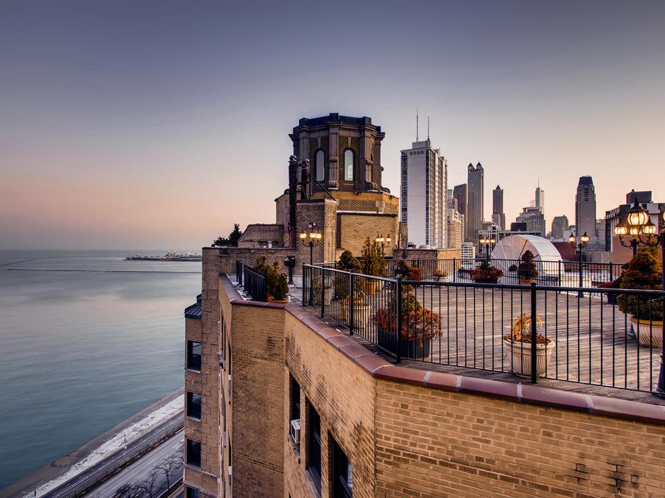 1400 Lake Shore apartments rooftop view 