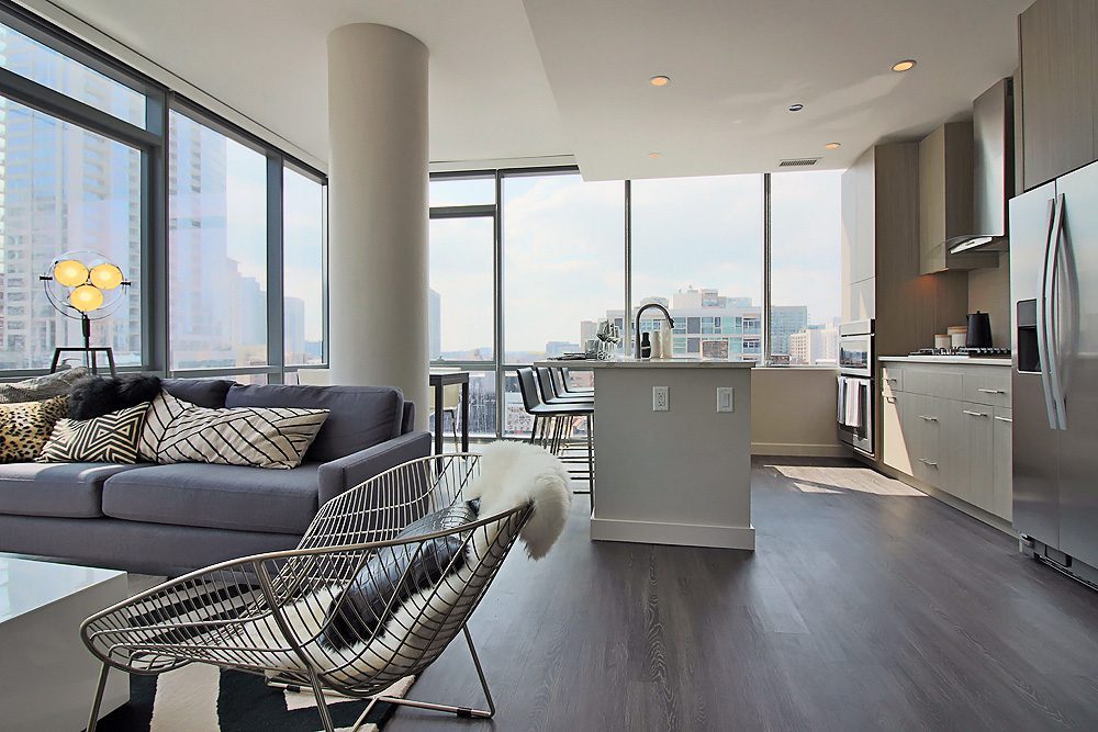 A living space at 640 N Wells in Chicago