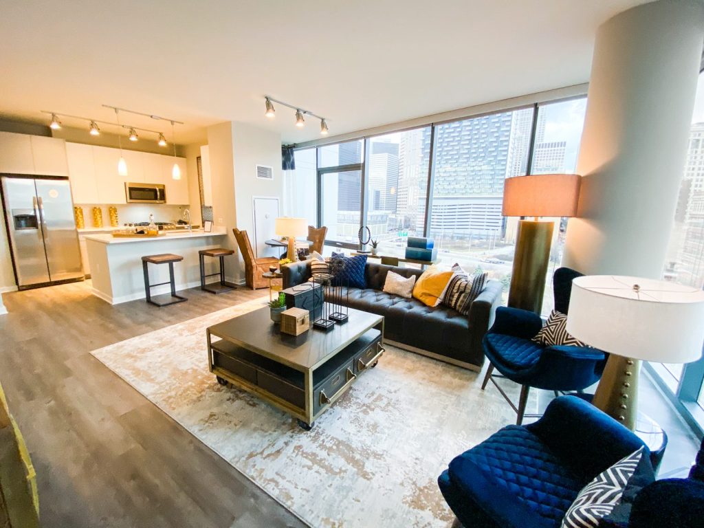 Open concept living space at Alta Grand Central Apartments in Chicago's South Loop