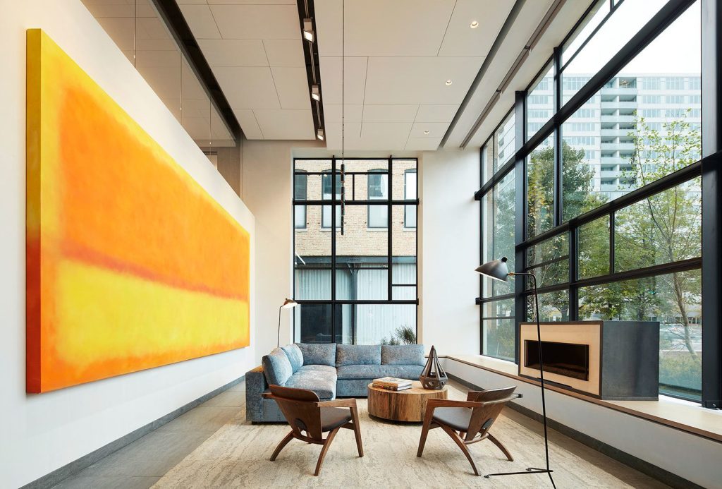 A modern shared amenity space in Emme apartments in the West Loop