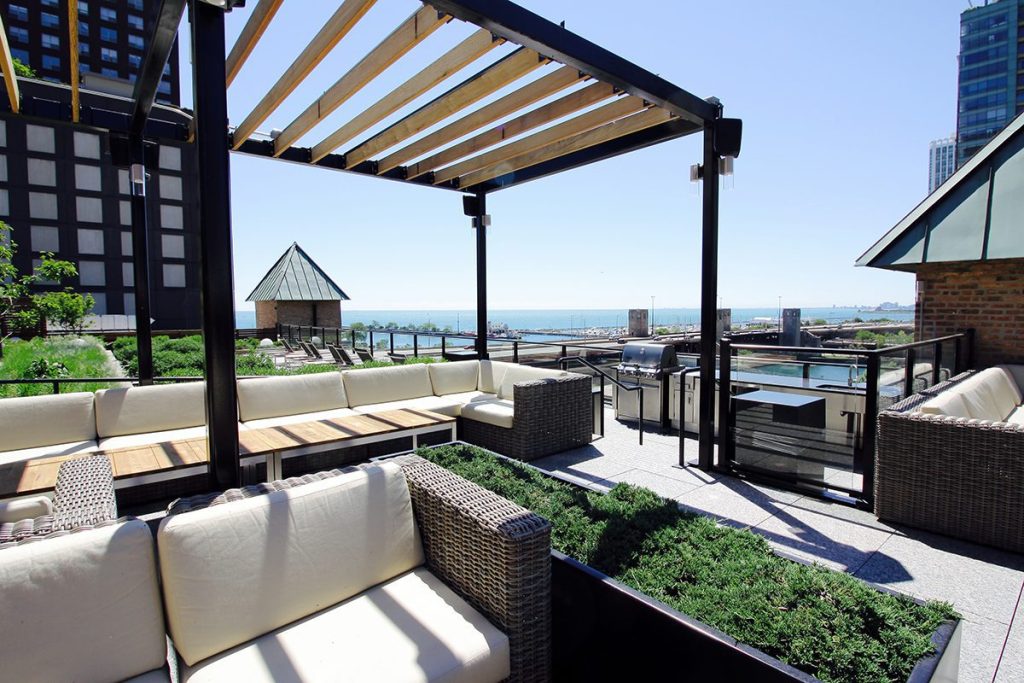 The sun deck at the Lofts at River East in Chicago's Streeterville neighborhood