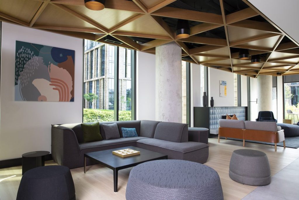 The lounge space at Porte apartments in Chicago's West Loop