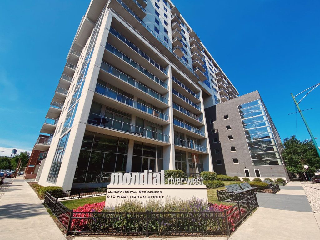 Mondial luxury apartments in Chicago's River West