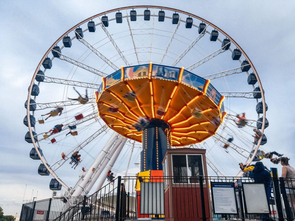 The flying swings at Streeterville's Navy Pier in downtown Chicago