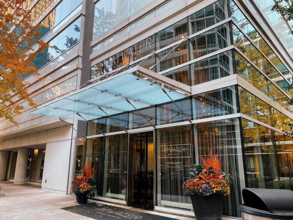 Atwater Apartments in downtown Streeterville