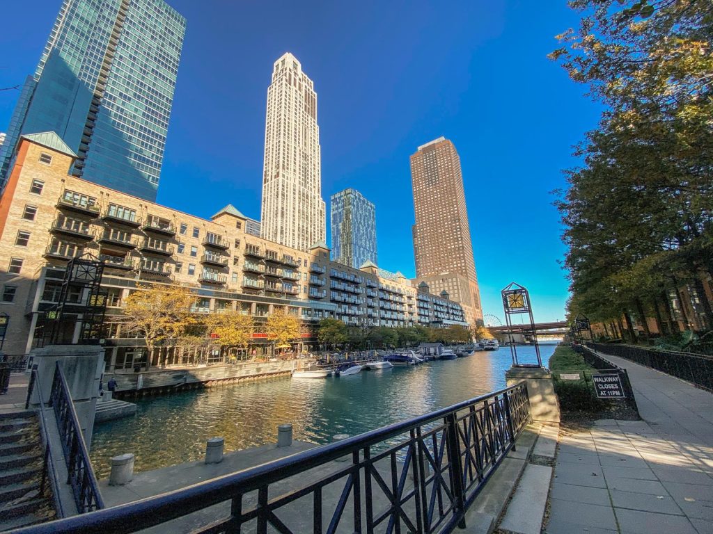 A view of Streeterville near Ogden slip