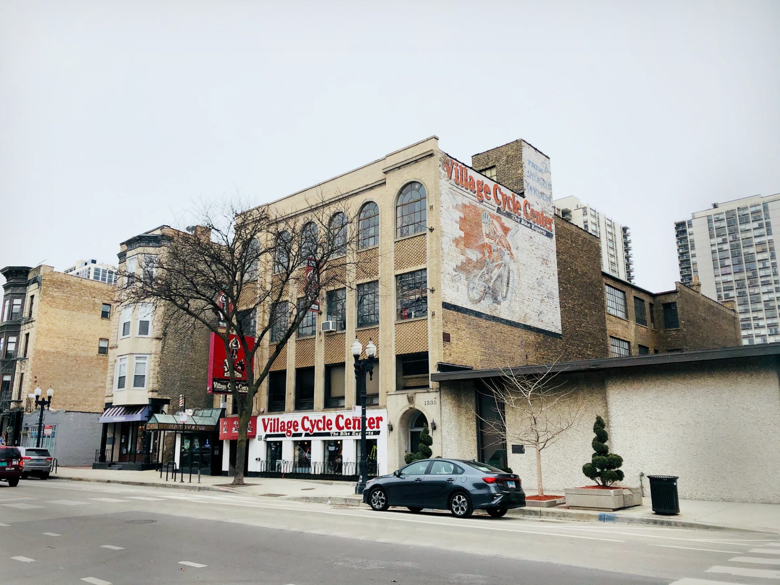 Old Town Chicago's Village Cycle Center 