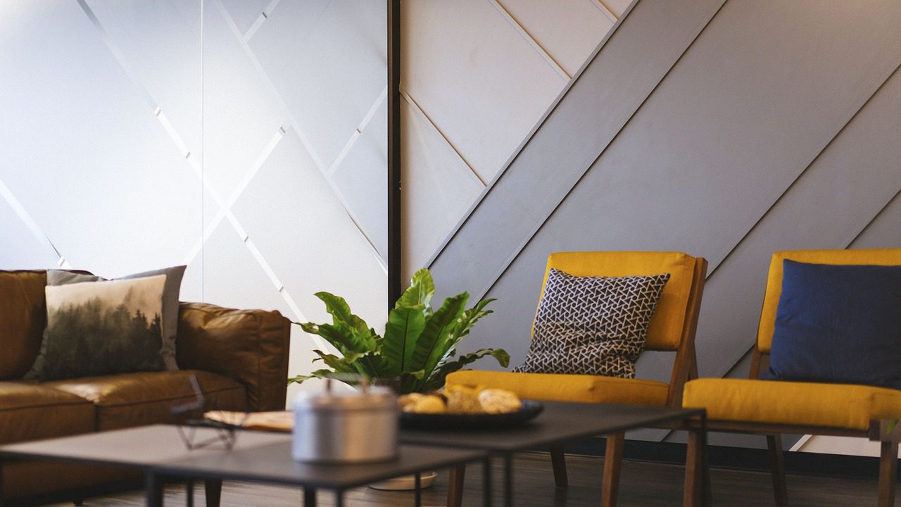 Modern Living Room Coffee Table and Chairs